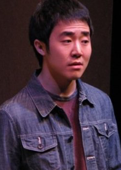 Yoon Jeong Wook (1990)