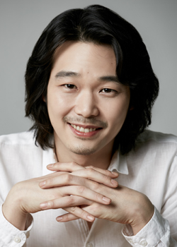 Yoon Jeong Seob (1983)