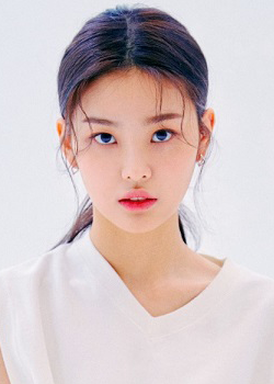 Yoon Sang Ah (LIGHTSUM) (2002)