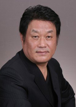 Yoon Seung Won (1958)