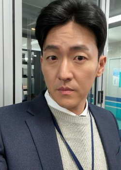 Yoon Yeong Il (1990)