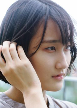 Yoshino Shino (1990)